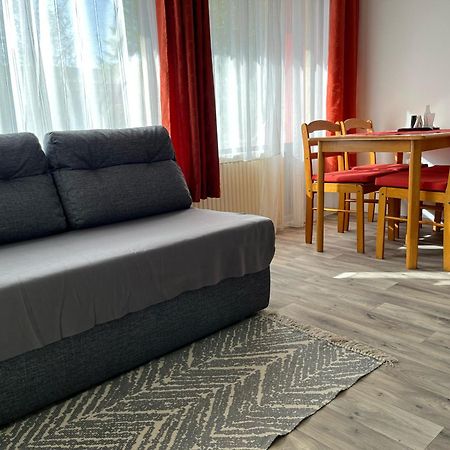 Centr00M Apartman Dunafoldvar 외부 사진