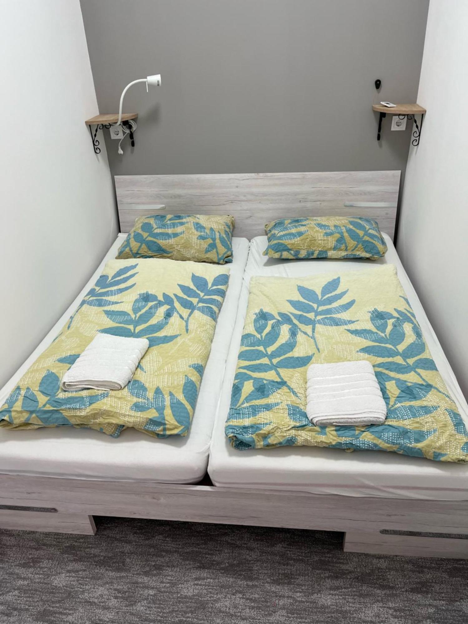Centr00M Apartman Dunafoldvar 외부 사진